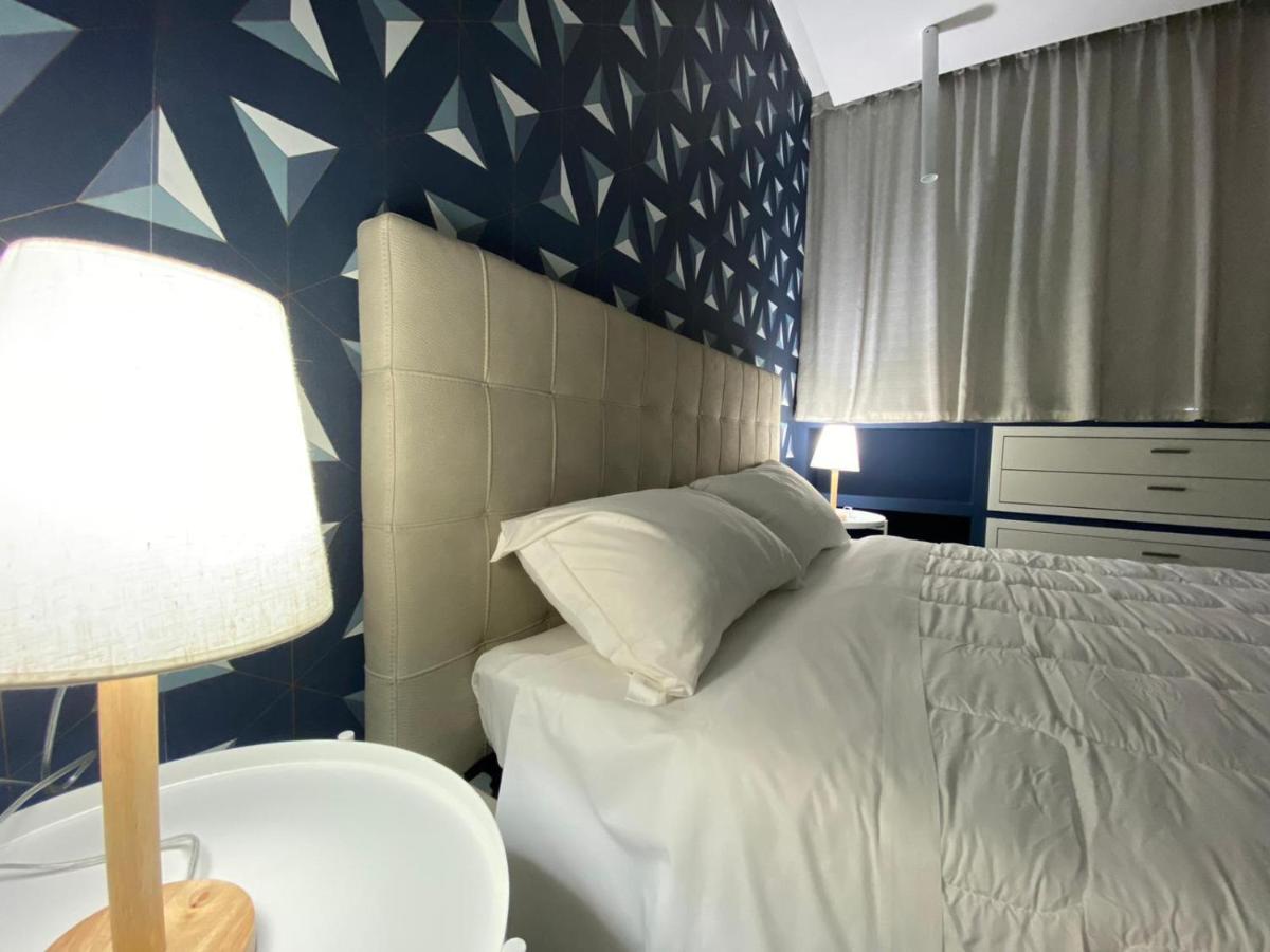 2B Fifteen Floor Suite Napoli Εξωτερικό φωτογραφία