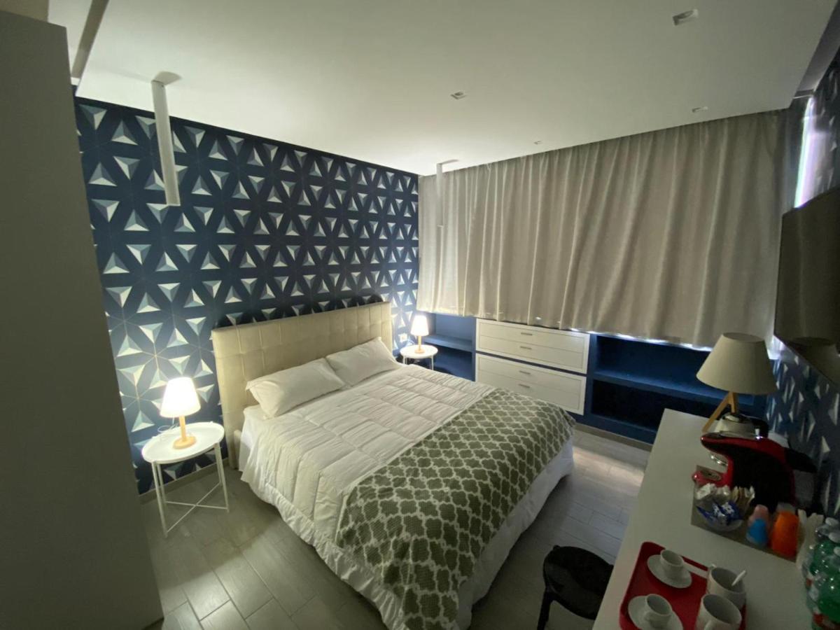2B Fifteen Floor Suite Napoli Εξωτερικό φωτογραφία