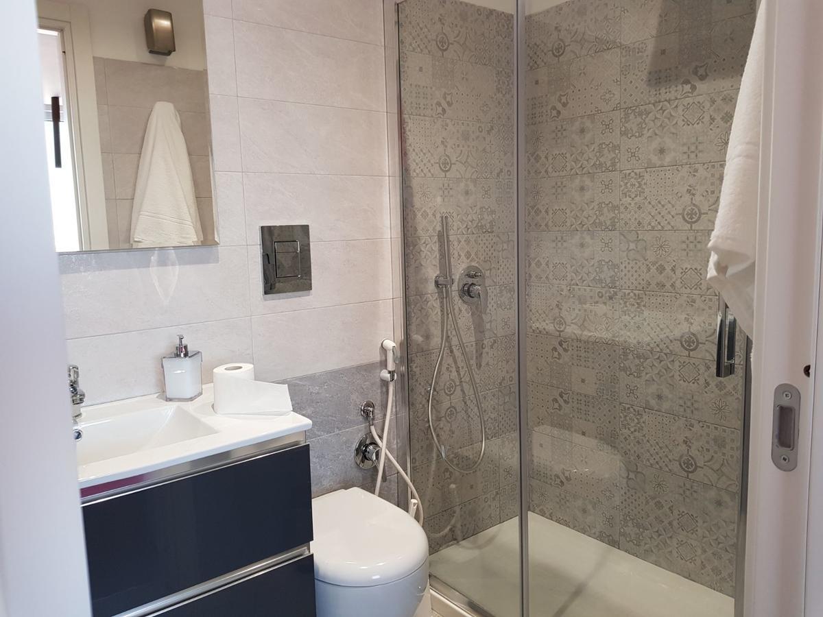 2B Fifteen Floor Suite Napoli Εξωτερικό φωτογραφία
