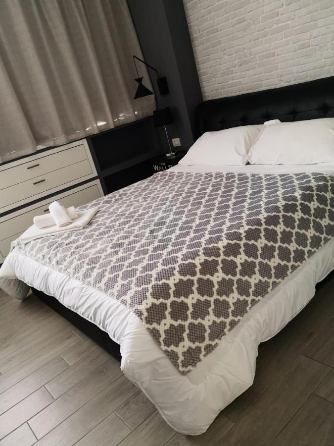2B Fifteen Floor Suite Napoli Εξωτερικό φωτογραφία